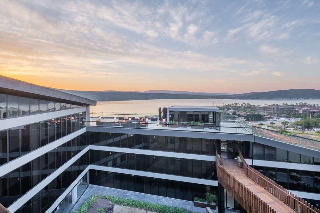 The S By Ascend Collection Izmir